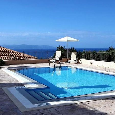 Provenzo And Meliti Villas Лурдата Экстерьер фото